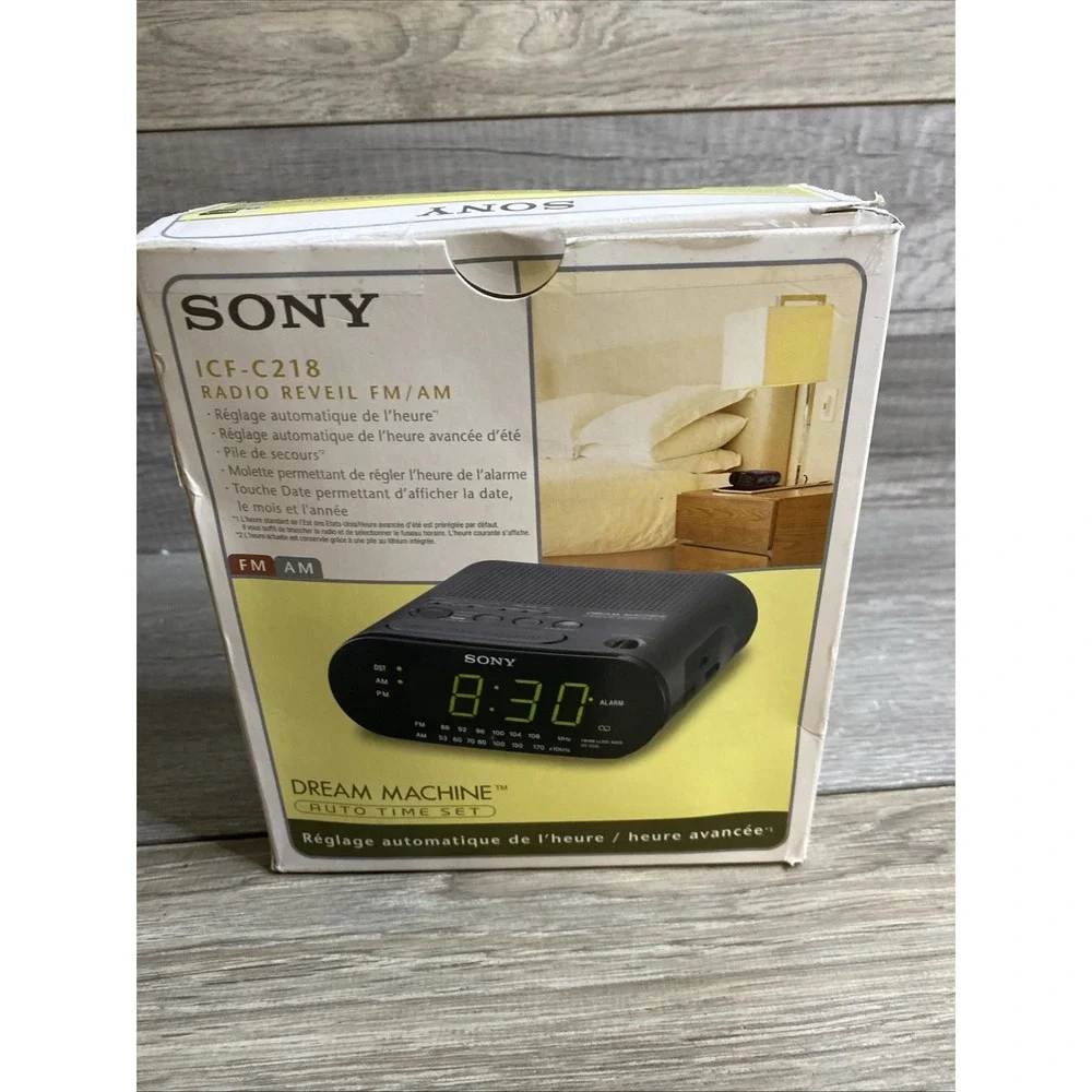 Sony ICF-C218 FM/AM Clock Radio Dream Machine NEW Open Box